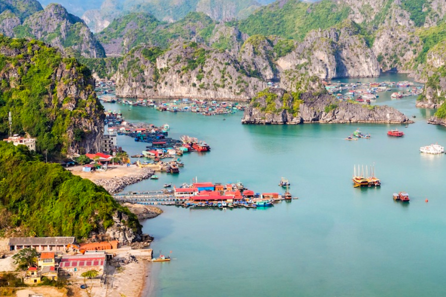 Exploring the Best of Northern Vietnam A Perfect Hanoi Itinerary with Ninh Binh Tour and Halong Bay Day Trip